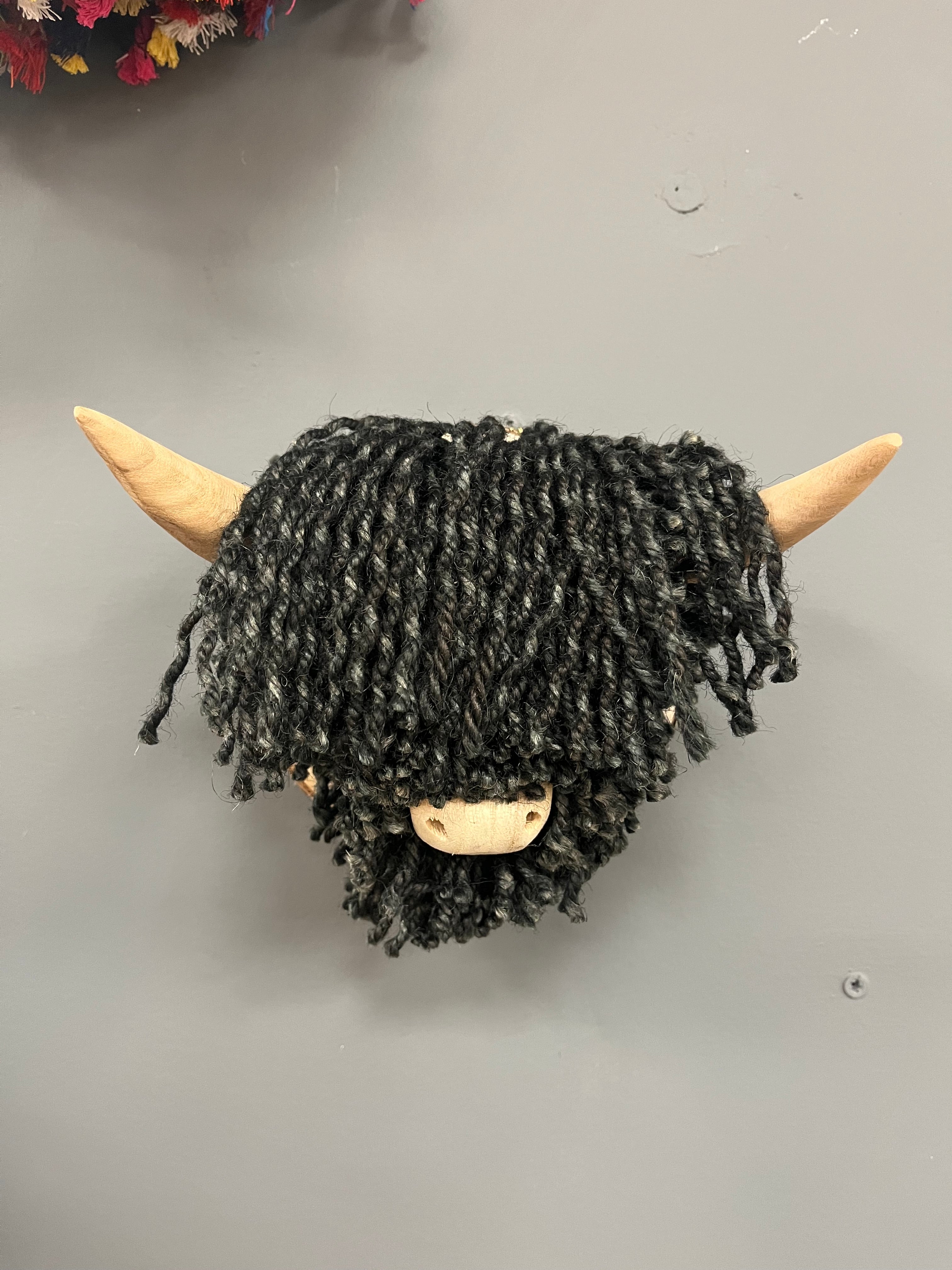Mini Wall Mounted Highland Cow Black