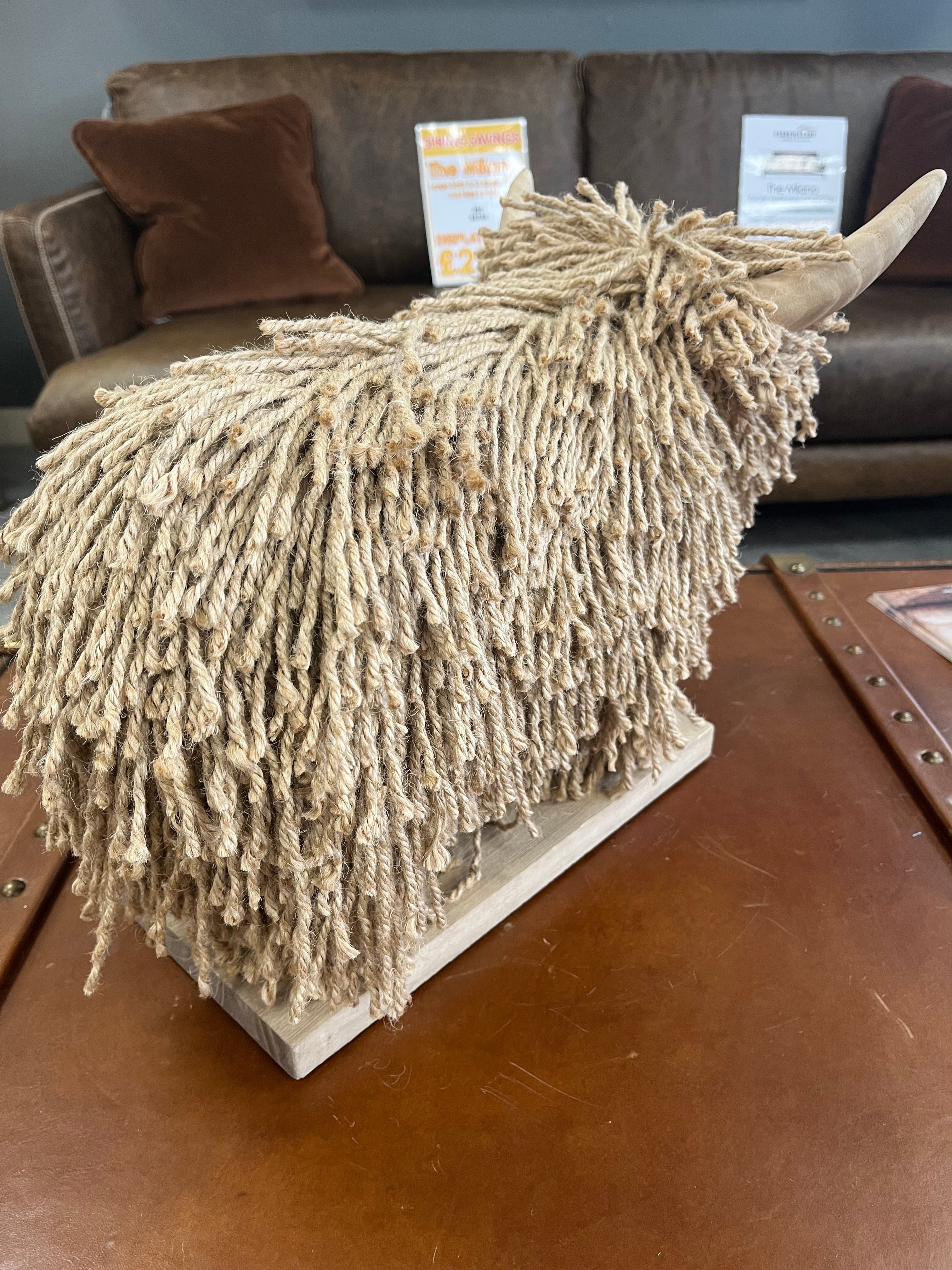Standing Highland cow Jute