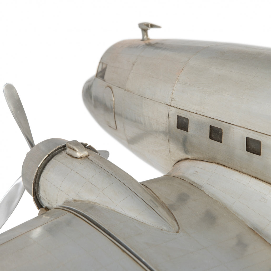 Dakota DC-3 – AP455