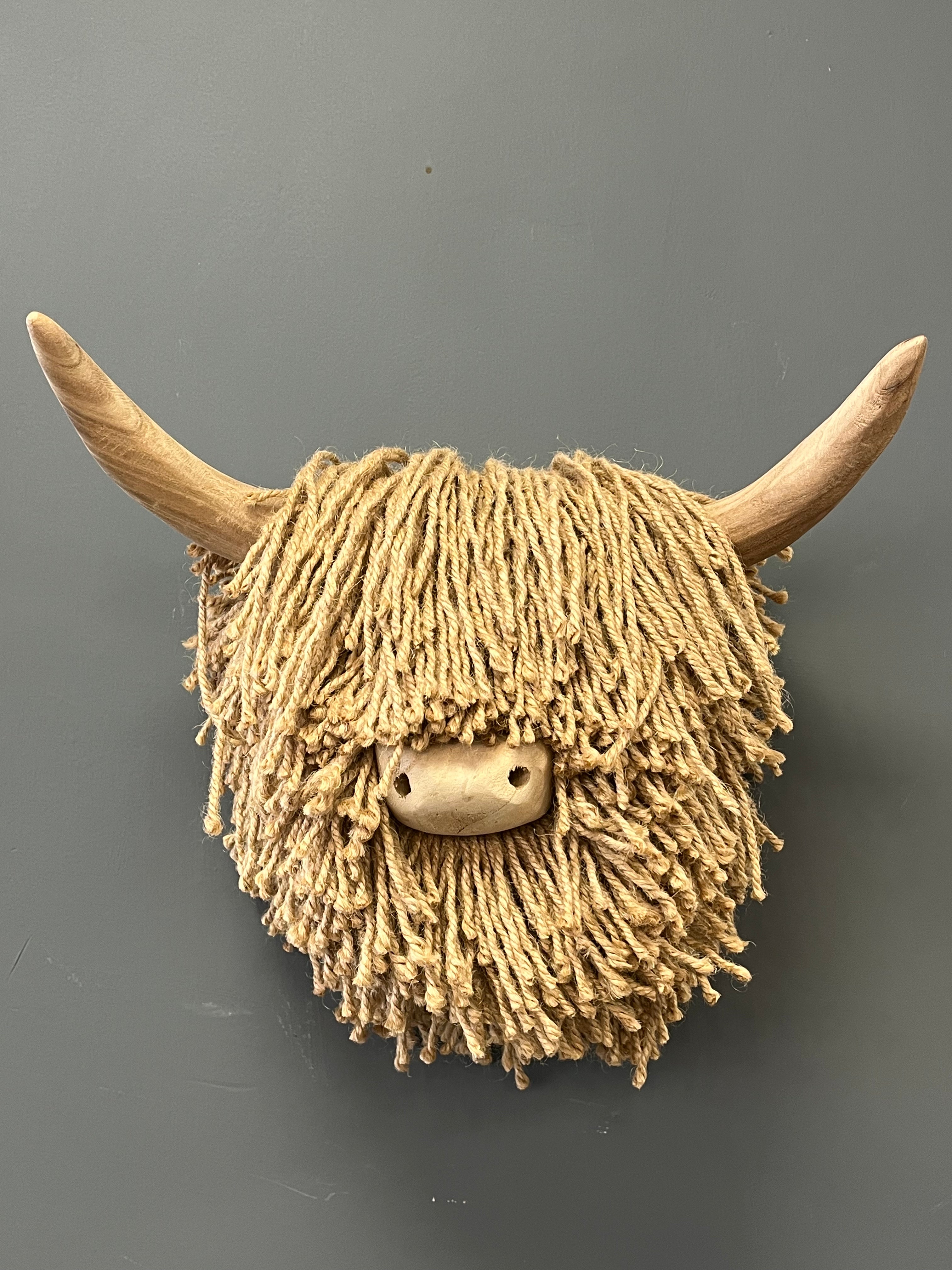 Small Highland Cow Natural