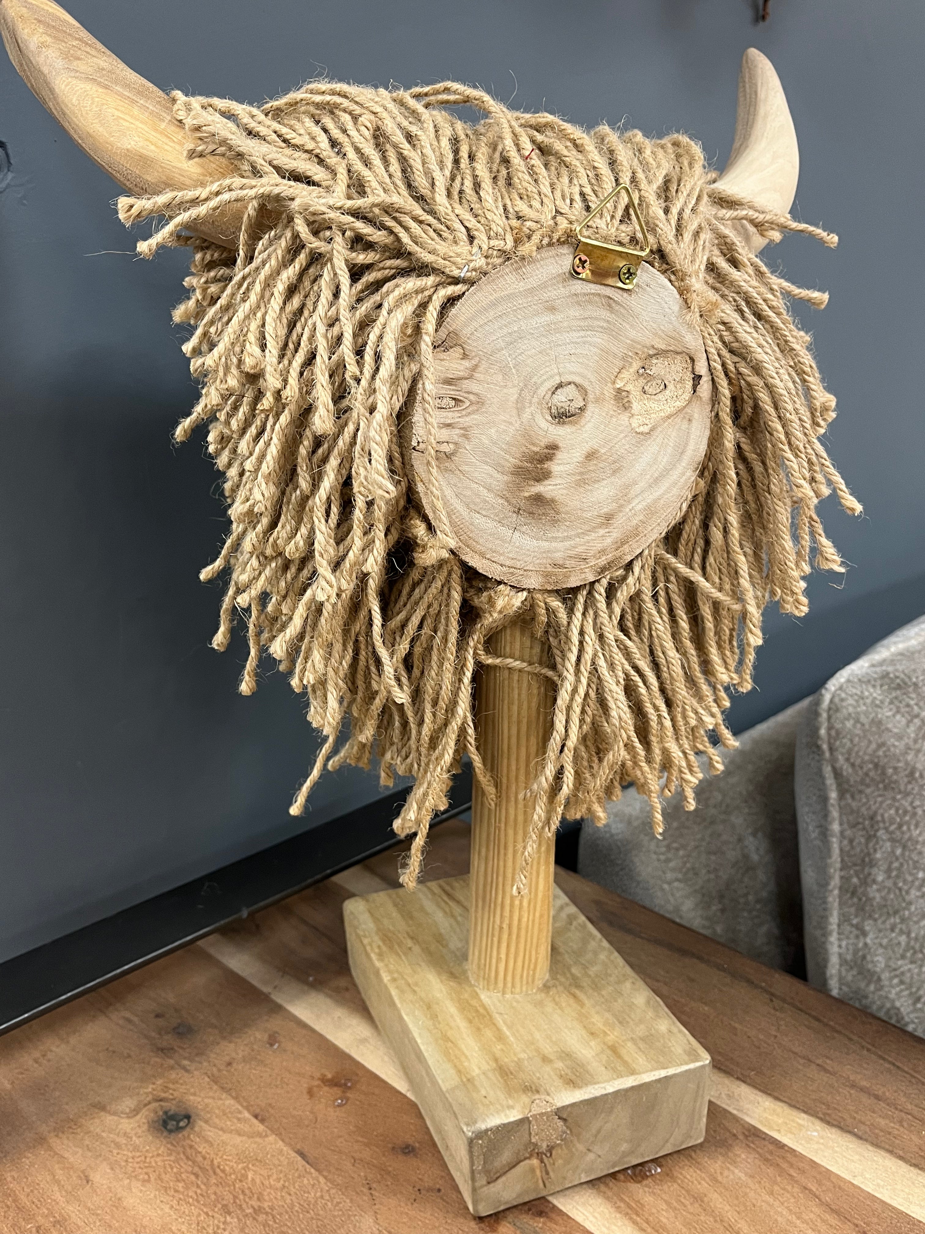 Small Highland Cow Natural