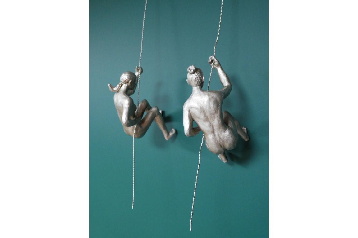 Set Of 2 Abseiling Women