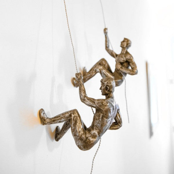 CLIMBING MEN DUO – SILVER COLOUR SCULPTURES