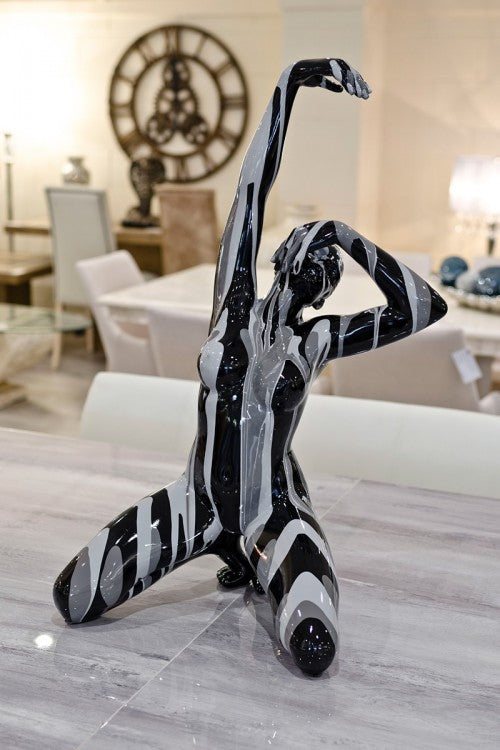 Lady Sculpture