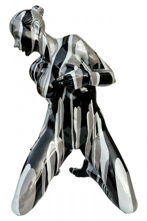 Lady Sculpture 2