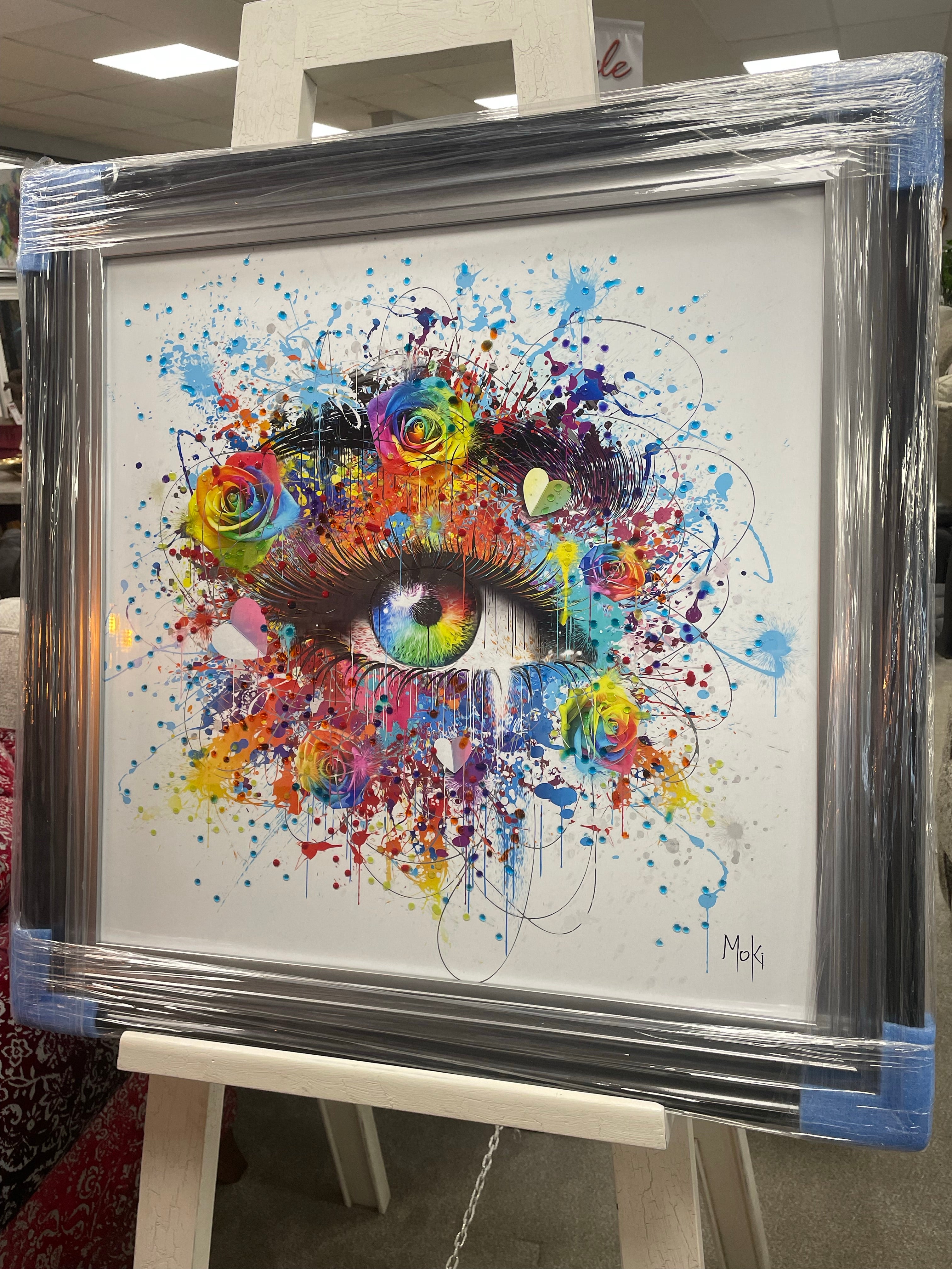 Moki Womans eye (White) Liquid art
