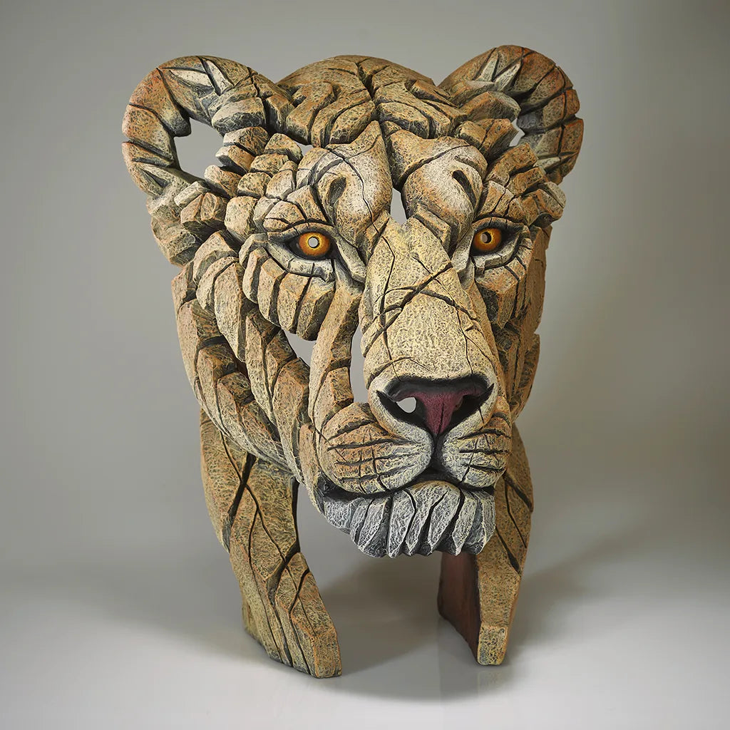 Yuna the Lioness Bust