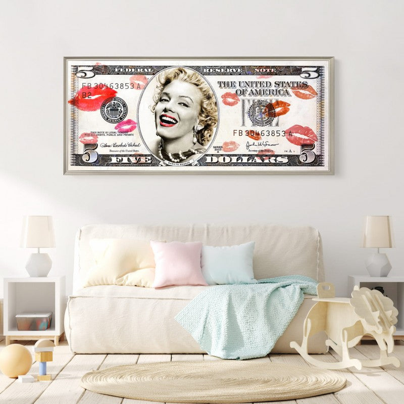 Marilyn Kisses $5