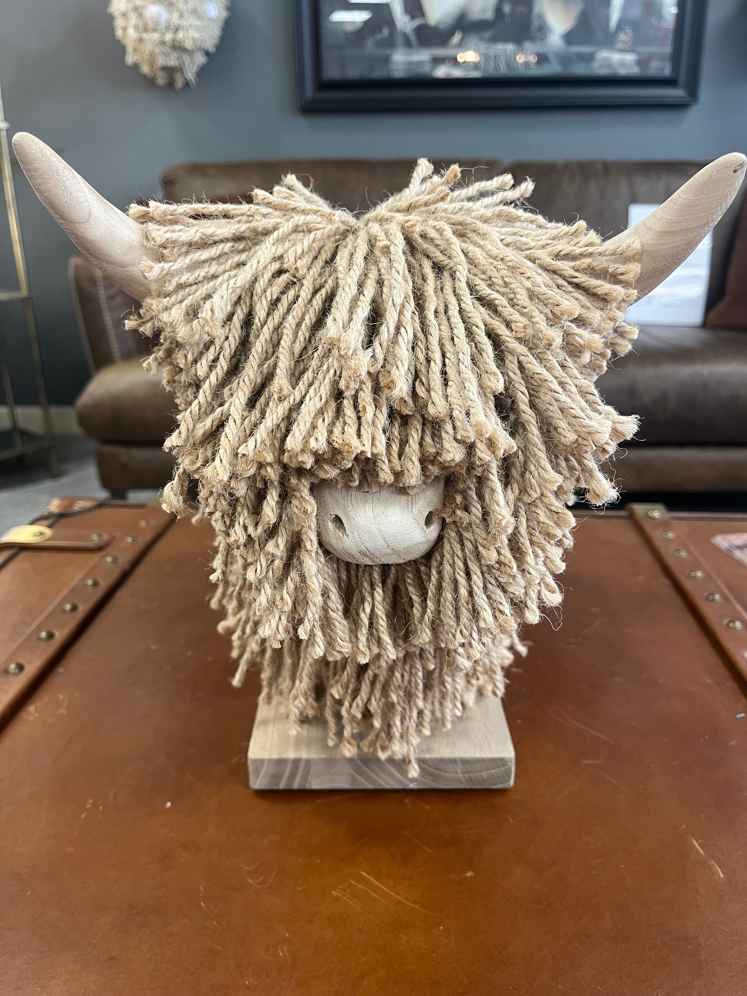 Standing Highland cow Jute