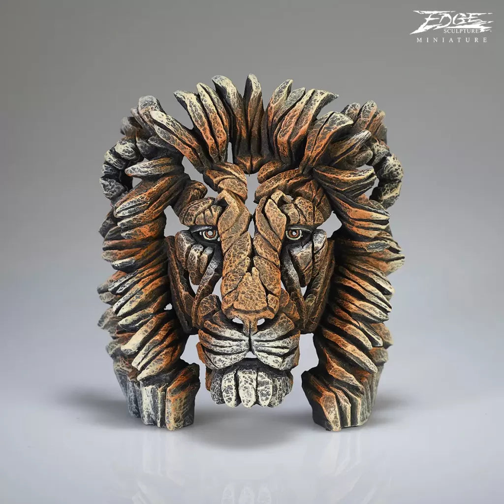 Lion Bust Miniature - Savannah