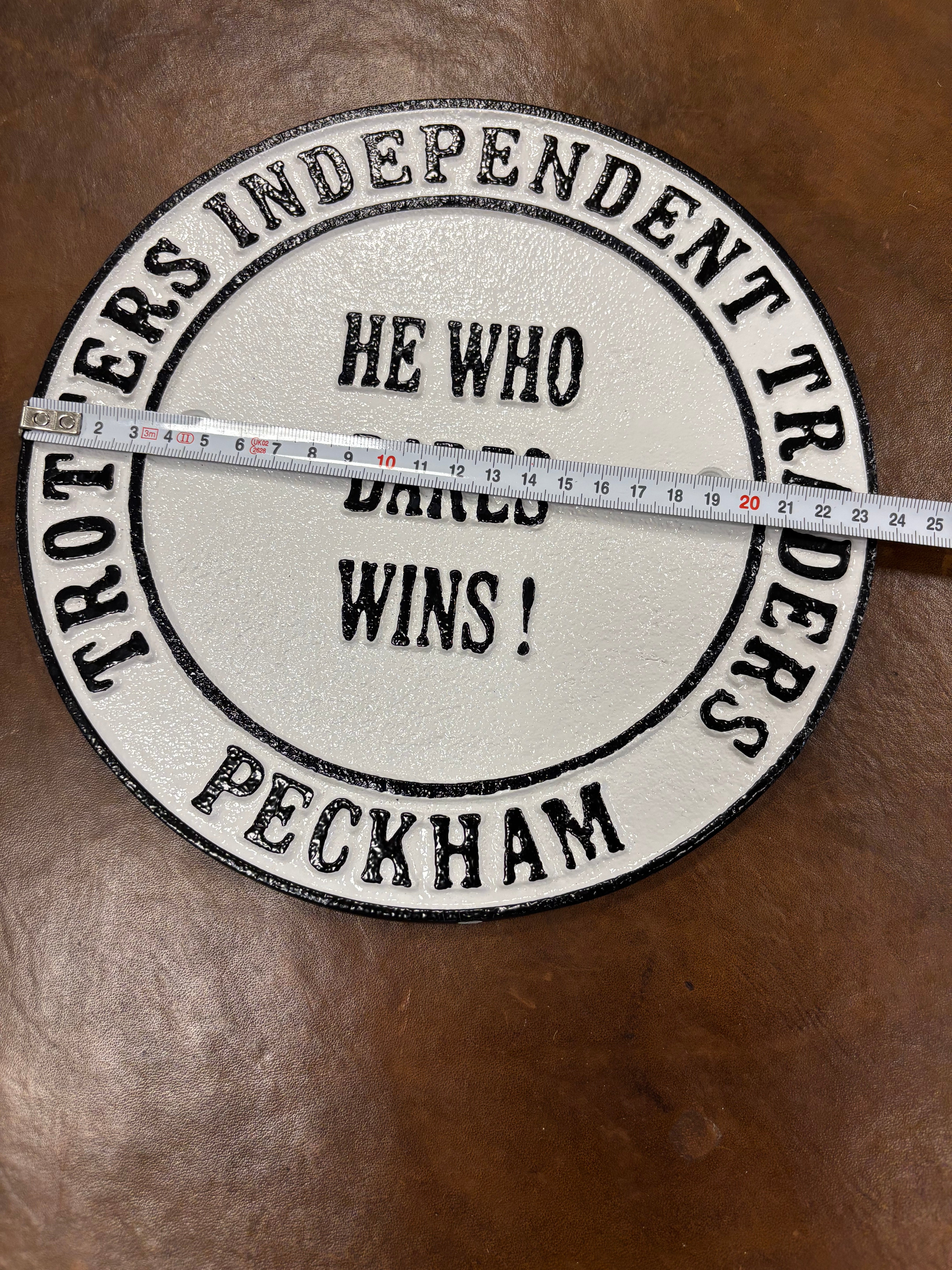 Trotters Independent Traders HE WHO DARES WINS! Sign