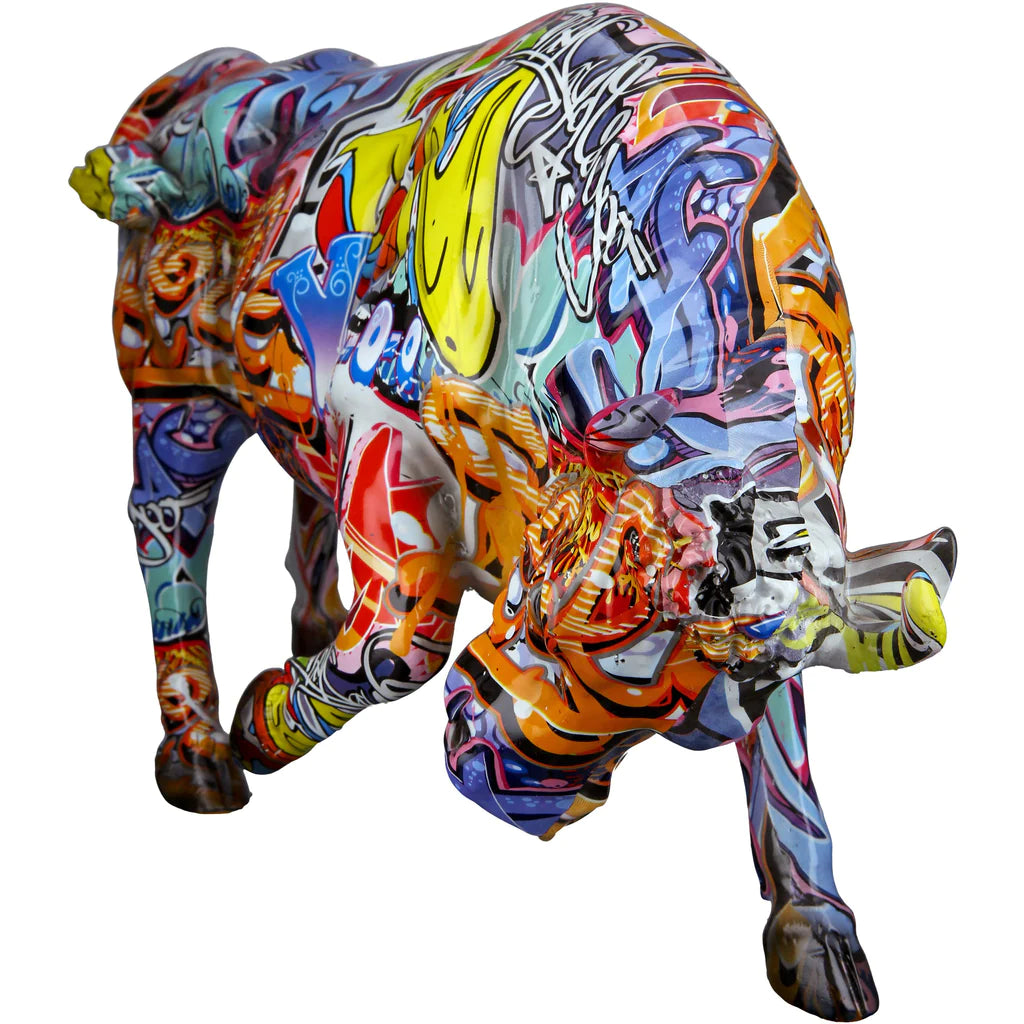 Street art Bull