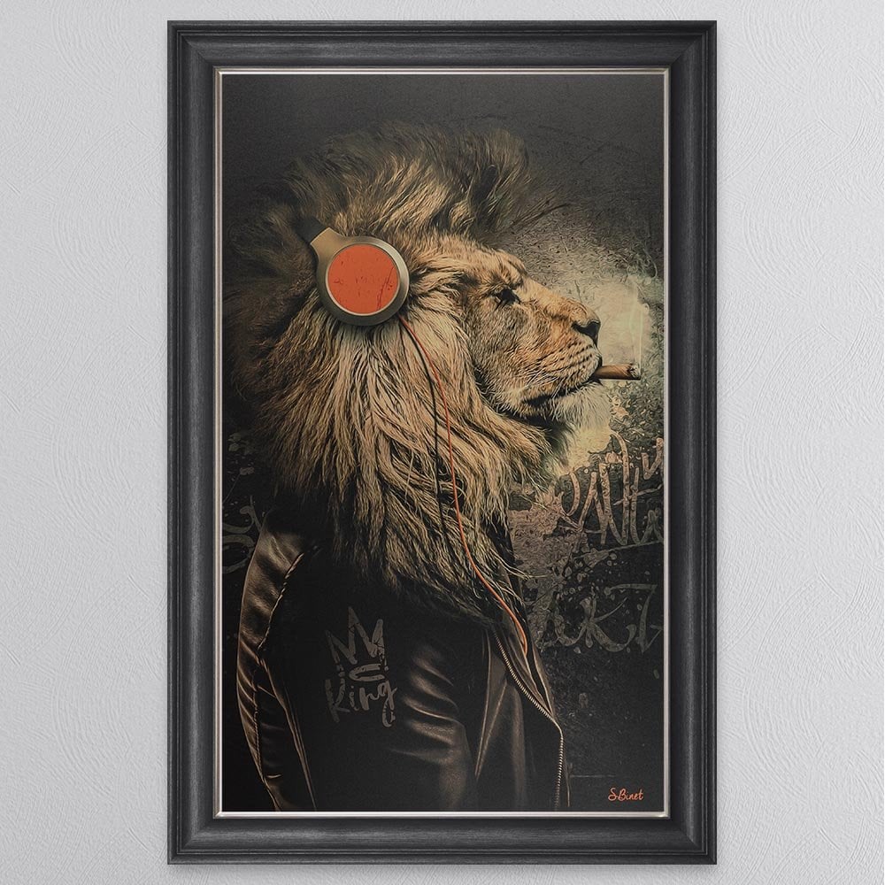 HEADPHONE LION FRAMED WALL ART