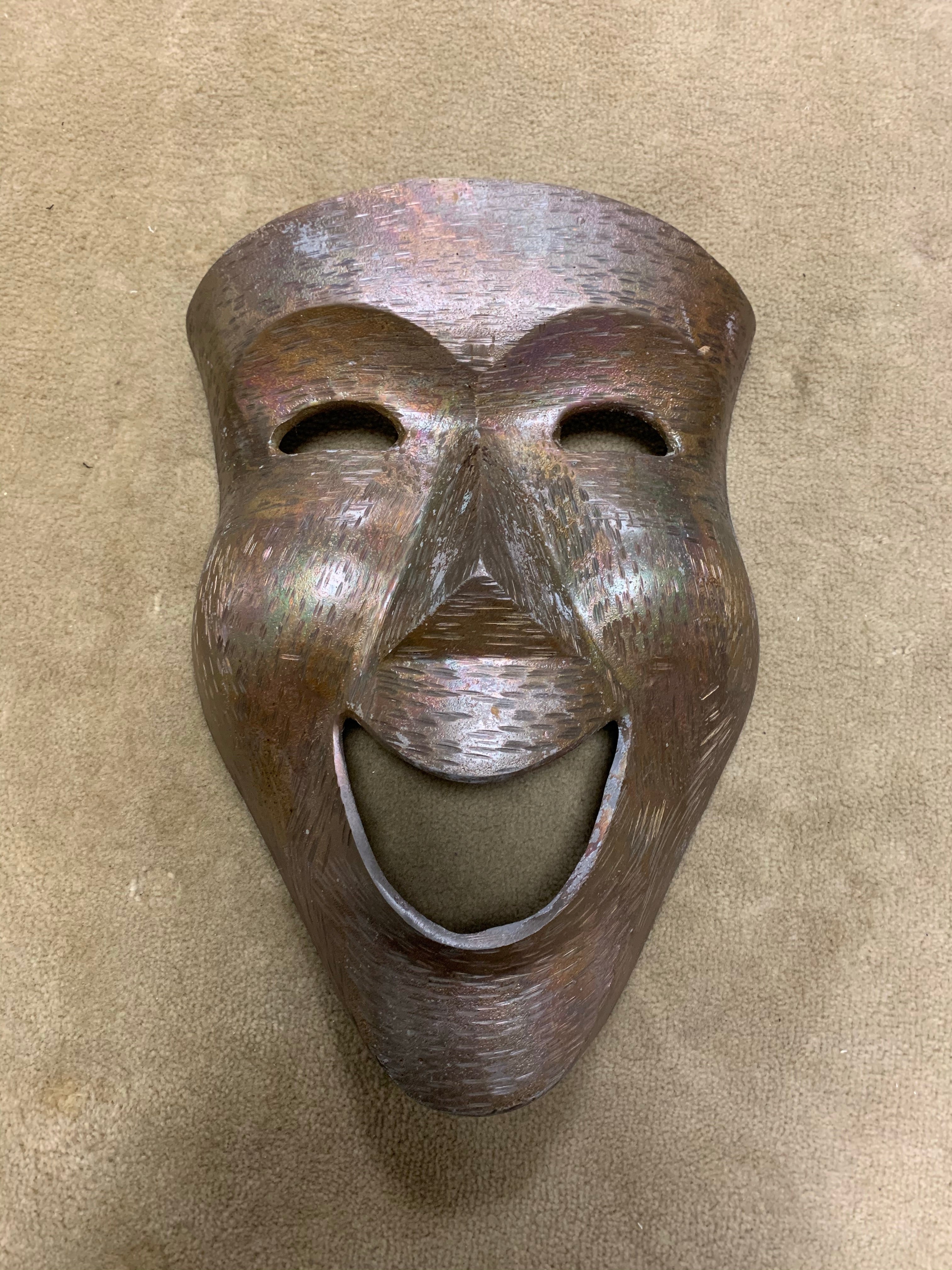 Small  Hammered metal face